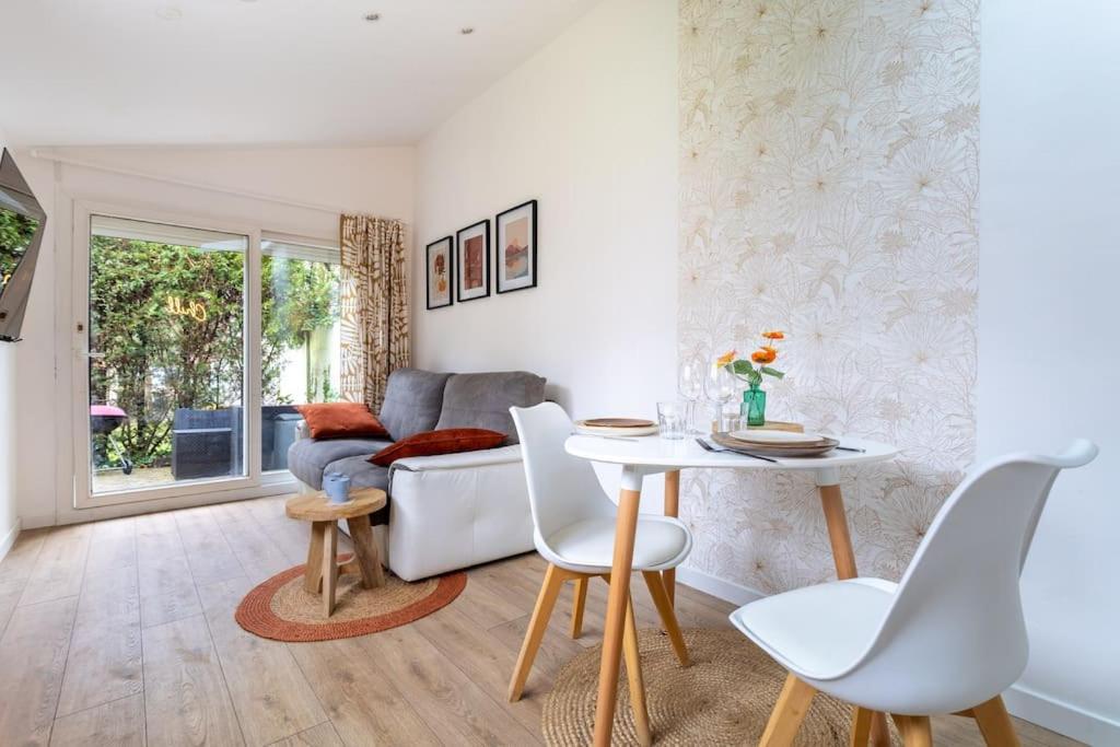 Maison Privative Face Au