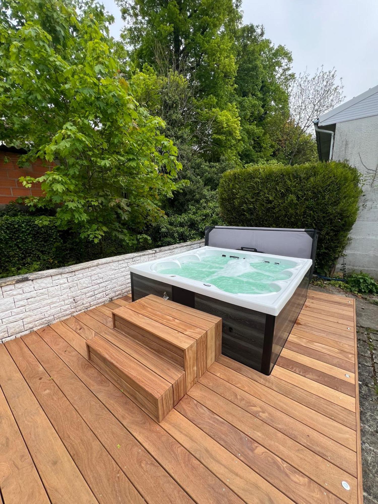 Maison Privative Face Au